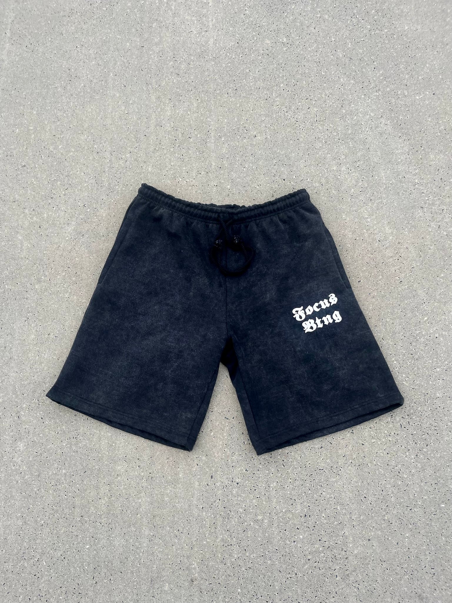 Washed shorts (Black)