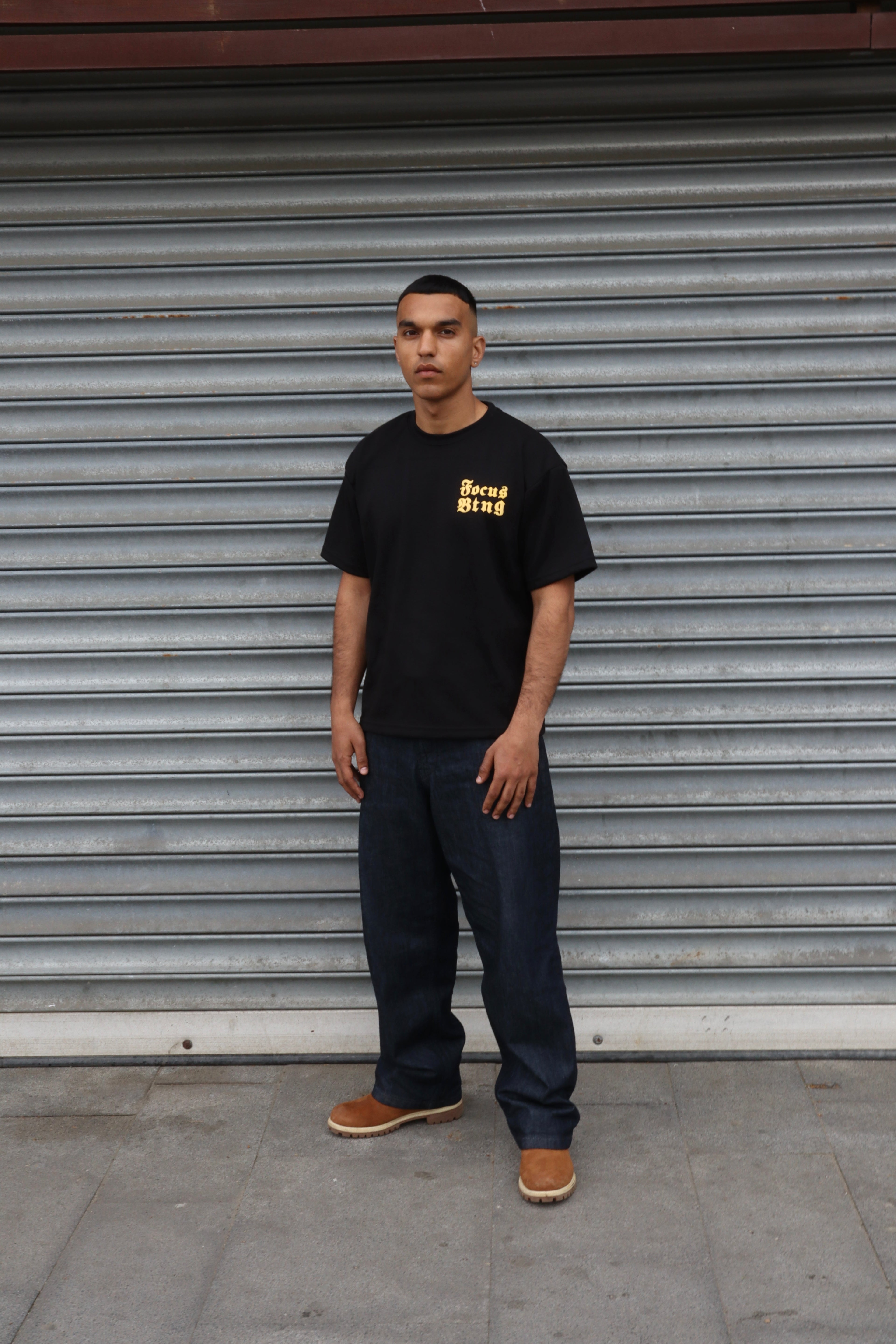FOCUS “OUTSIDE” TEE (Black)