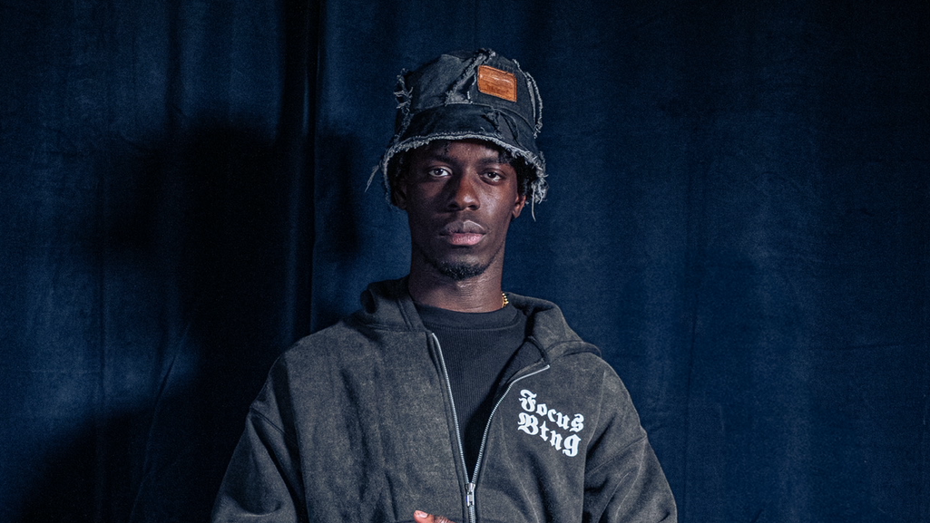 WASHED ZIP-UP HOODIE